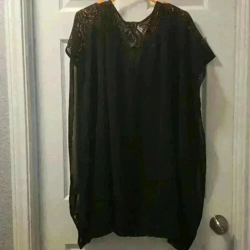 Black Merona cover up. Sz med. - Picture 3 of 3